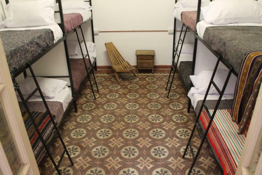 Casa Artigas Hostel Córdoba Buitenkant foto